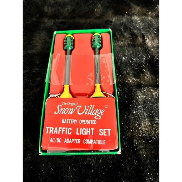Vintage Department 56 Snow Village Battery Operated Traffic Light Set in Box - Picture 1 of 3